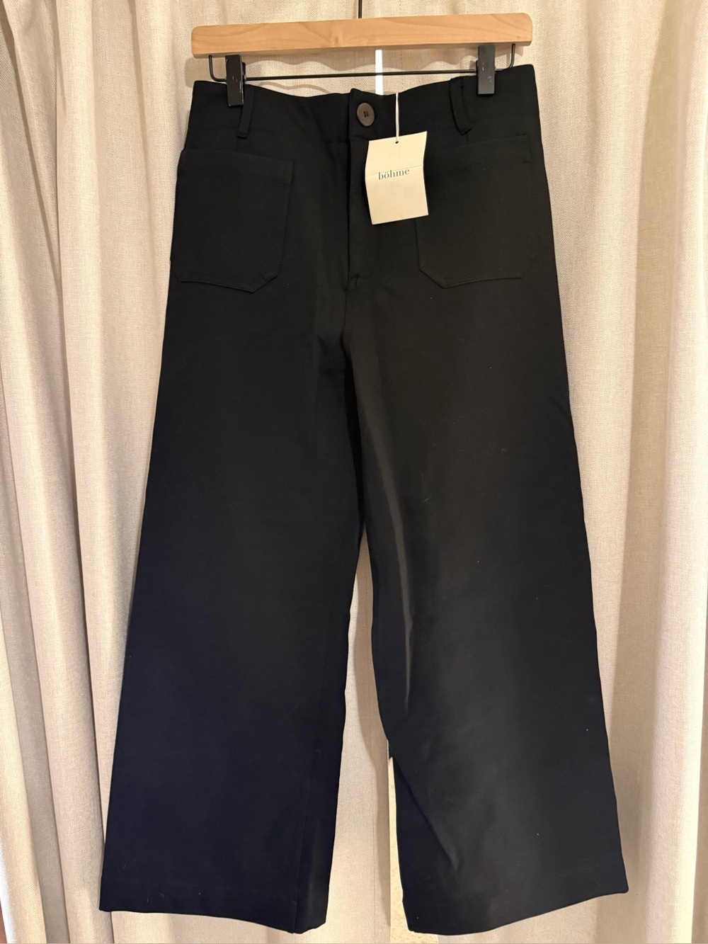 New Bohme Black Ponte Knit Cropped Pants L